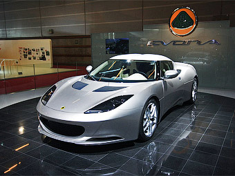 В 2011 году спорткар Lotus Evora станет кабриолетом